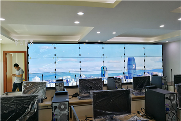 Dongguan a government command center 55 inch LCD splice screen project case, Shenzhen Huayun shijie Technology Co., Ltd. splice screen supplier.